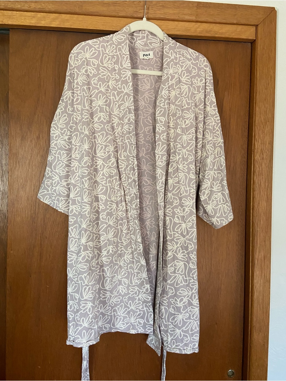 Pact Organic Robe